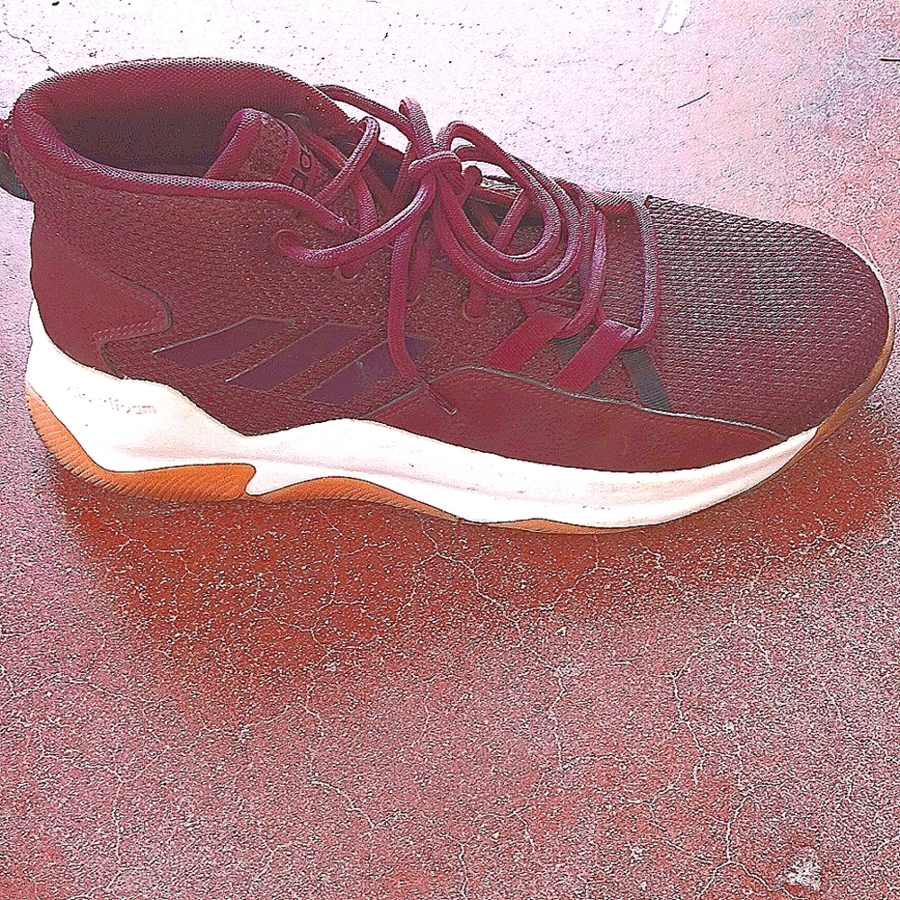Adidas BB7009 Men Streetfire Burgundy Maroon Basketball Sneakers Shoes Size 10.5